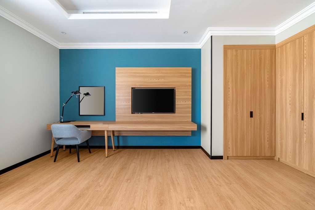 Hotel Radisson Airport *